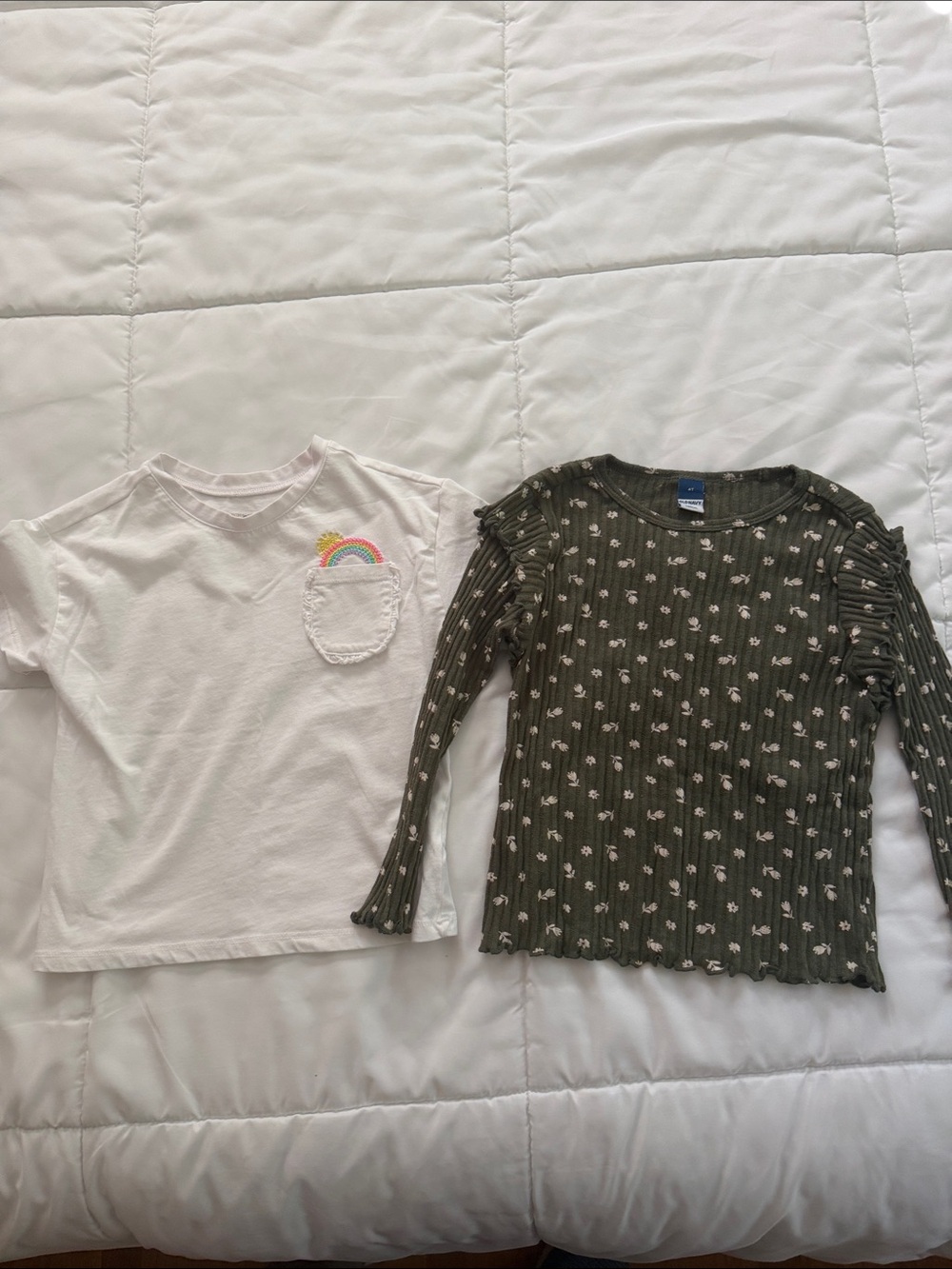 Old Navy Olive Green Floral Ribbed Top